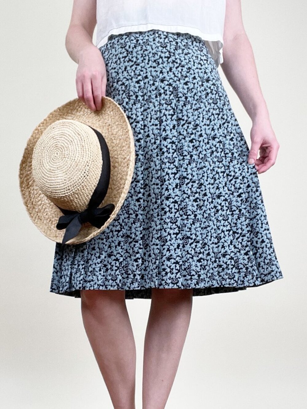 Vintage British Pleated Floral Print Midi Skirt High Rise Waist Preppy 80's 90's